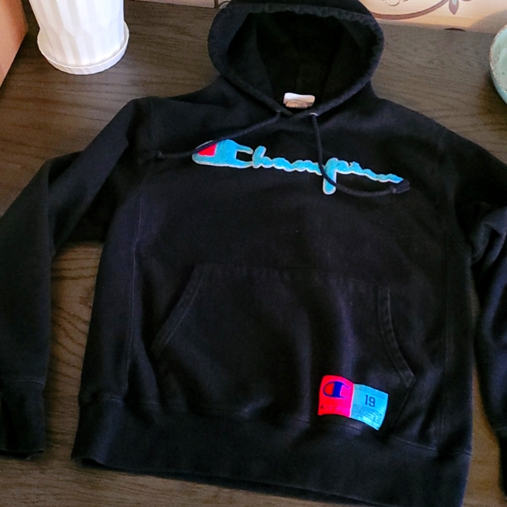 CHAMPION HOODIE
